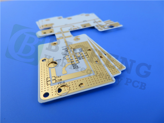 RO4830 PCB à haute fréquence construit sur des substrats de 9,4 millimètres 0,239 mm avec du cuivre double face et de l'or par immersion