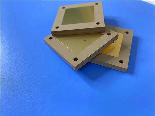Dernière affaire concernant TP2500 PCB à double face à haute fréquence DK construit sur un stratifié de 0,8 mm et plaqué en or pur pour RF aérospatial