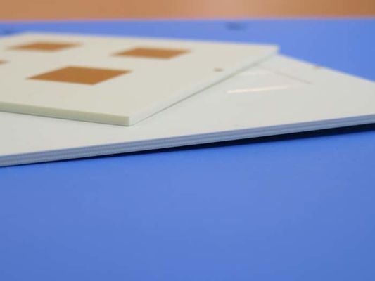 Carte PCB à haute fréquence de 4 couches sur 2 noyaux de 32mil 0.813mm RO4003C et de 12mil RO4450F pour le coupleur de fréquence